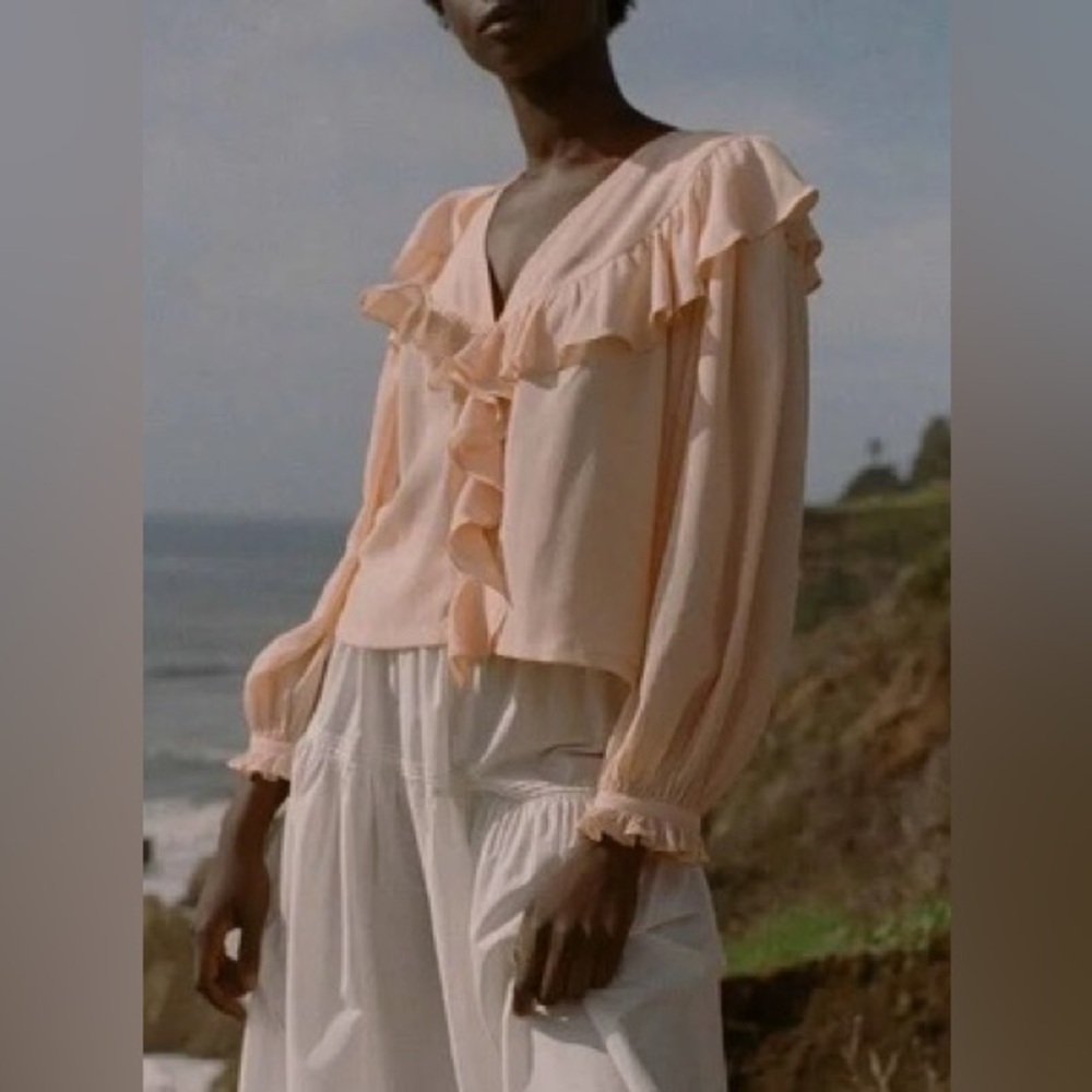 Doen silk peach peasant blouse sz L